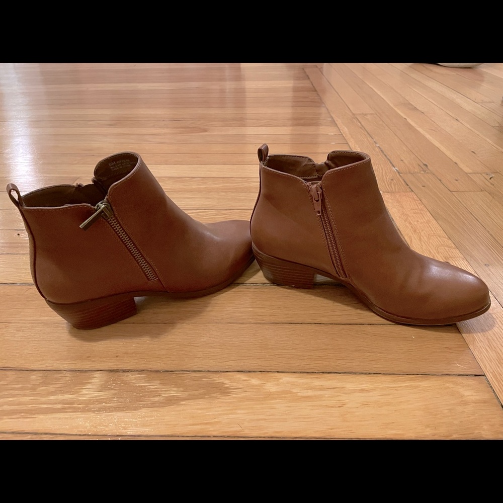 Women’s Faux Brown Leather Booties
